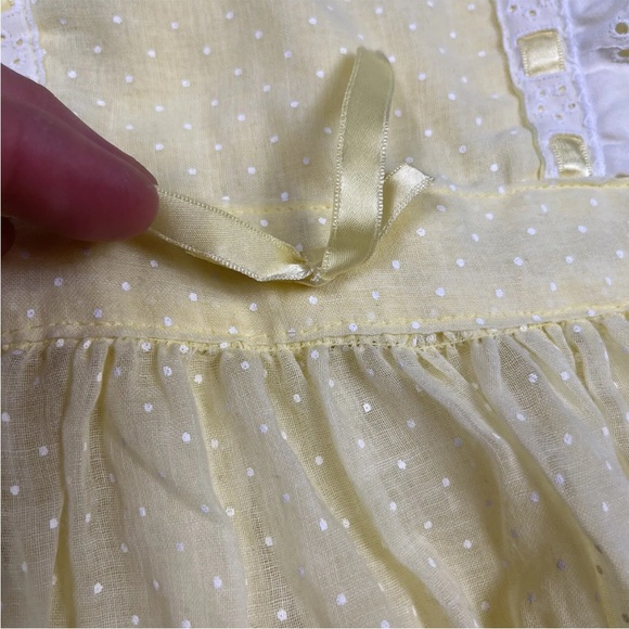 Vintage Handmade 2 Piece Yellow Polka Dot Ruffle Toddler Girls Pinafore - Picture 8 of 16